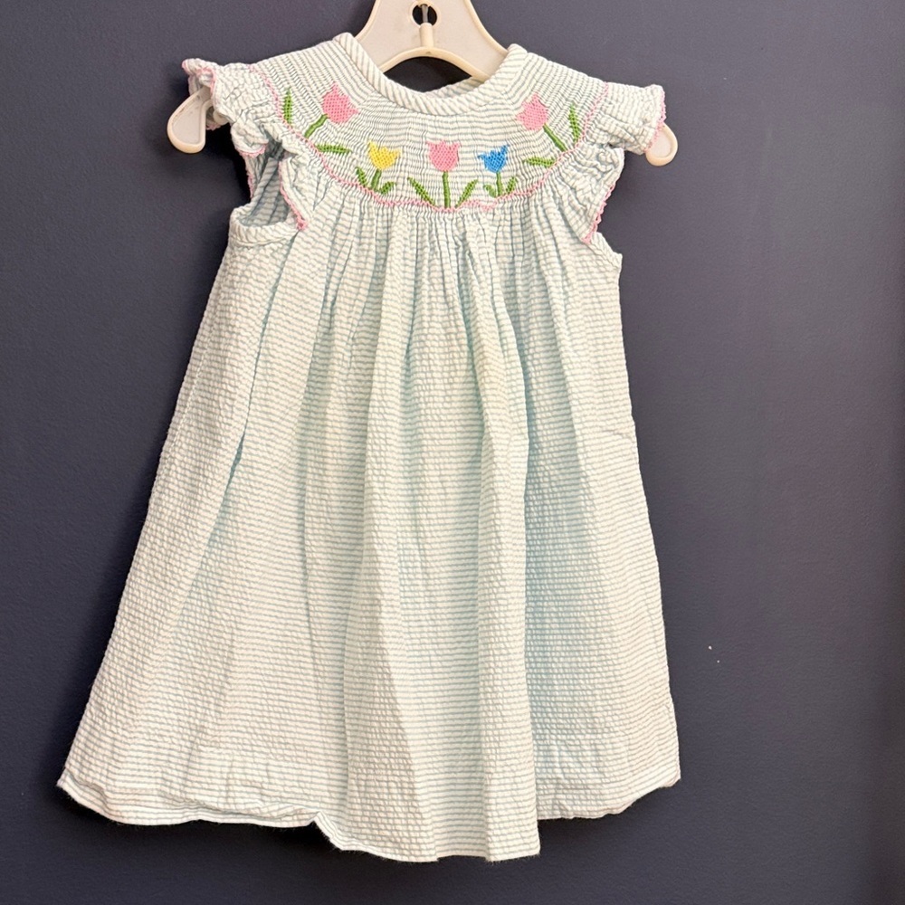 Classic Whimsy Smocked Dress 12M Blue White Seersucker Floral Embroidered